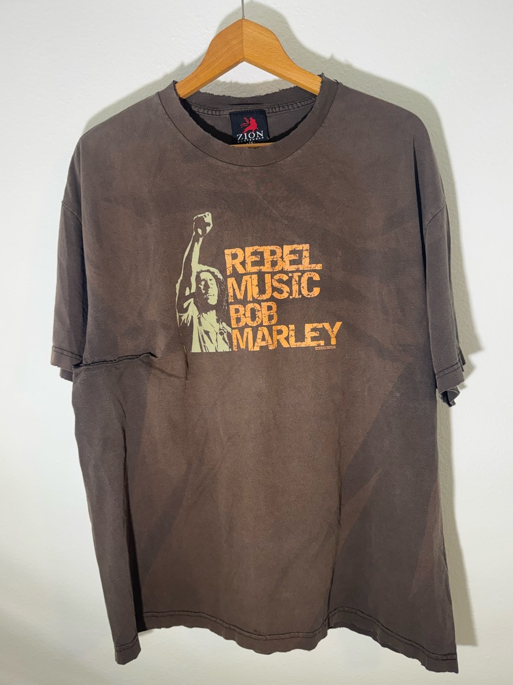 Vintage 2006 Rebel Music Bob Marley Graphic Tee - Brown